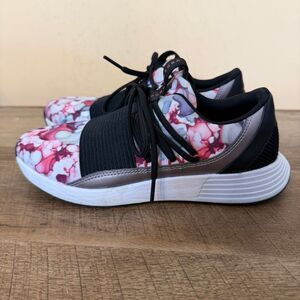 Under Armour Sneakers Womens 6.5 UA W Breathe Lace 3022172-001 Sport Shoes